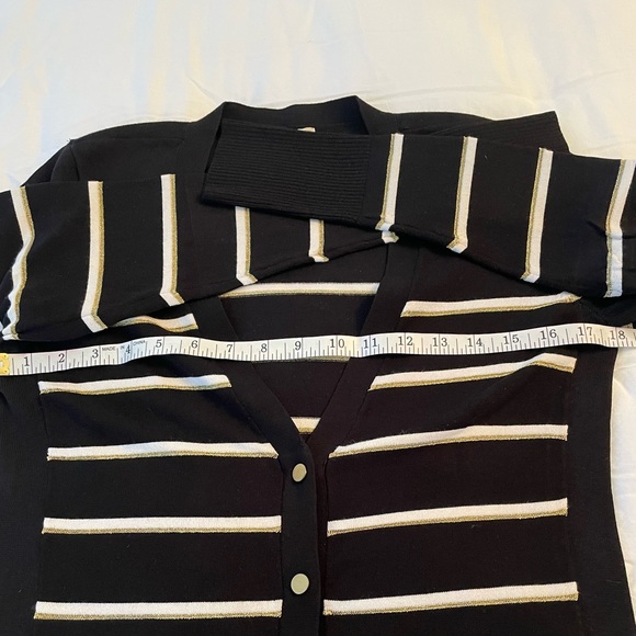Vintage Y2K Cache Button Down Snap Cardigan in Black, White, and Gold Size M - Picture 7 of 14